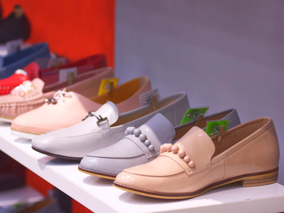 Qianbaidu (01028.HK) Hong Kong Hot Stock Analysis