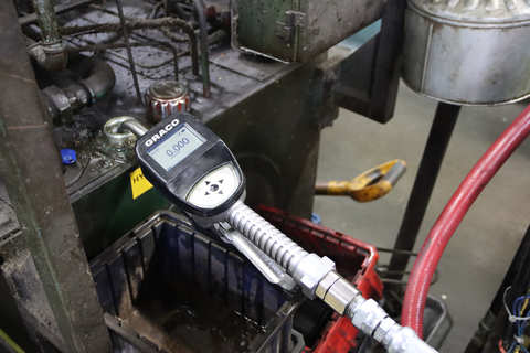 An extension of Graco's proven Pulse Pro Fluid Management system, Pulse Asset is a platform-based system that features programmable ID tags to track what machines are getting filled, how much fluid is used, who did the dispense and when the dispense occurred. This system is designed for applications like manufacturing facilities where wireless signals may not always be available. (Photo: Business Wire)