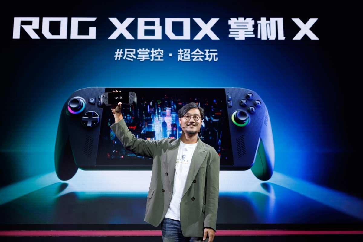 与Xbox Series X 兼容的硬质便携包，专业豪华防水盒软衬硬壳，适用于Xbox Series X 控制台、控制器、耳机和其他配件–  startrc, image size:1200x801